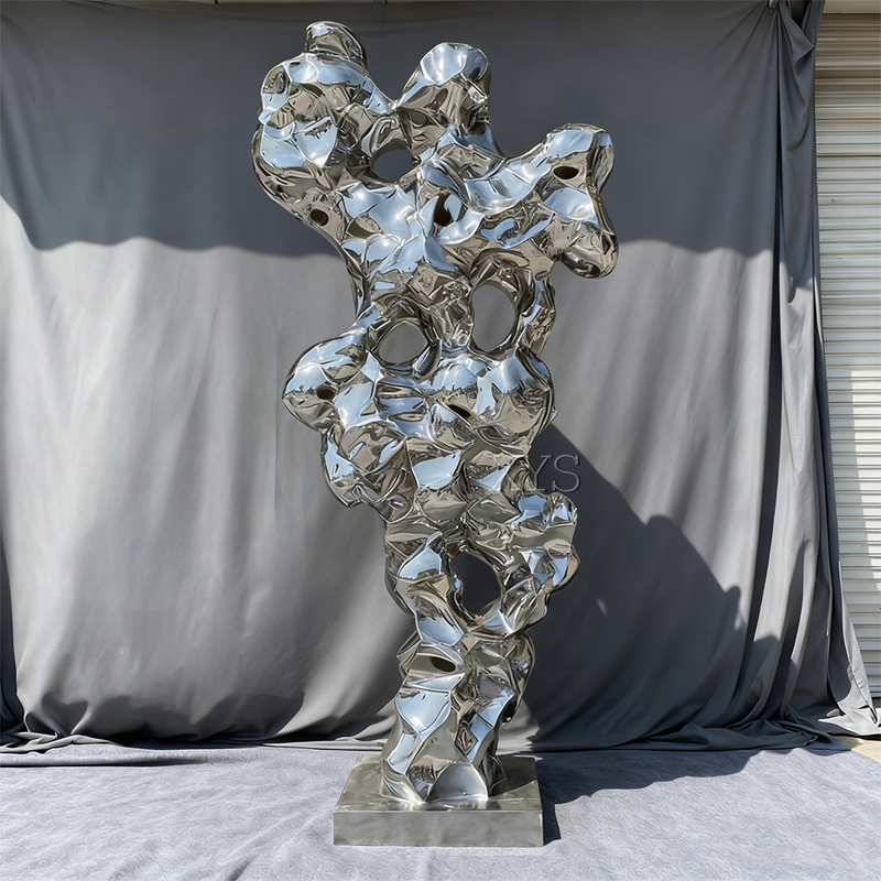 Lake Stone Reverie Mirror Scholars bergskulptur
