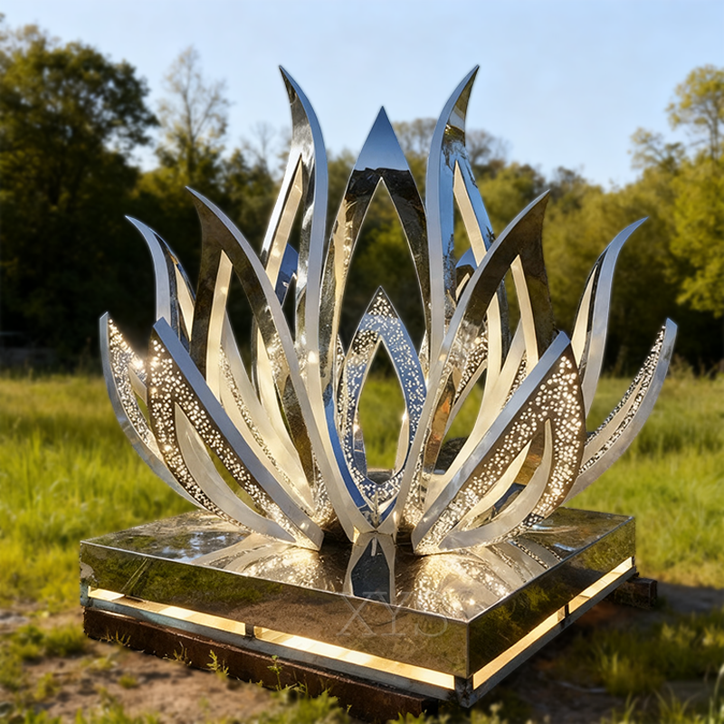 Lotus of Light Spill opplyst Lotus-skulptur